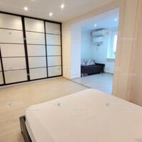 Продаж квартири Харків, Малишева, 135м²