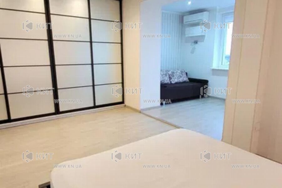 Продаж квартири Харків, Малишева, 135м²