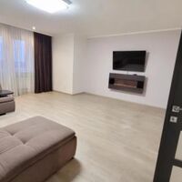 Продаж квартири Харків, Малишева, 135м²