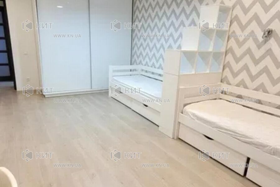Продаж квартири Харків, Малишева, 135м²