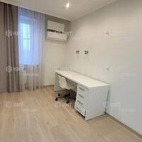 Продаж квартири Харків, Малишева, 135м²