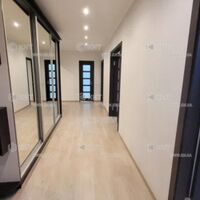 Продаж квартири Харків, Малишева, 135м²