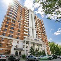 Продаж квартири Харків, Наукова, 135м²