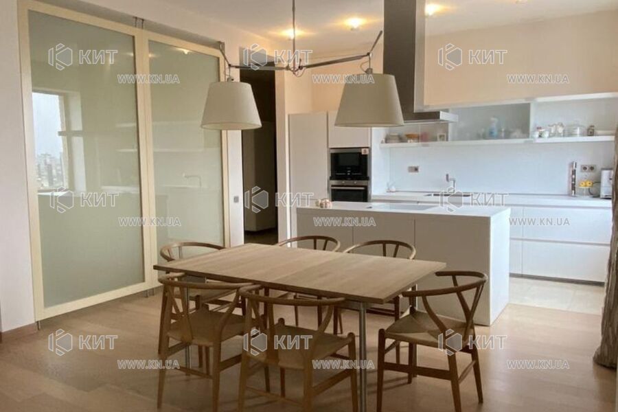 Продаж квартири Харків, Наукова, 135м²