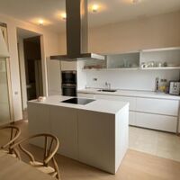 Продаж квартири Харків, Наукова, 135м²