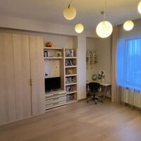 Продаж квартири Харків, Наукова, 135м²
