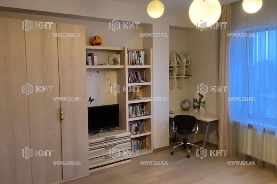 Продаж квартири Харків, Наукова, 135м²