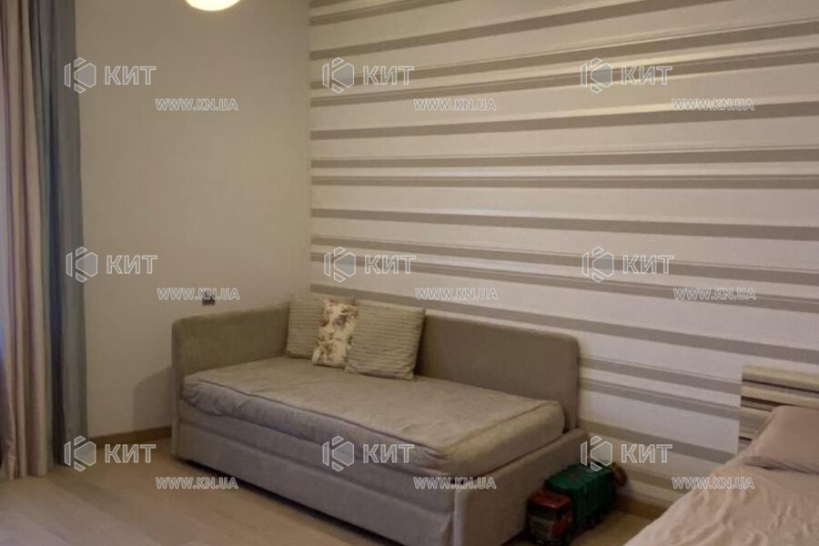 Продаж квартири Харків, Наукова, 135м²
