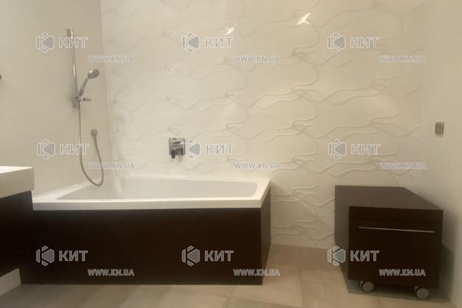 Продаж квартири Харків, Наукова, 135м²