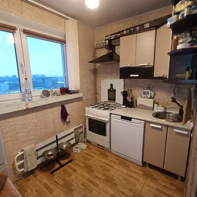 Продажа 	 Харьков,  Тракторостроителей пр.   100