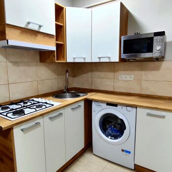 Продажа квартир - Харьков,  Матюшенко ул.  11