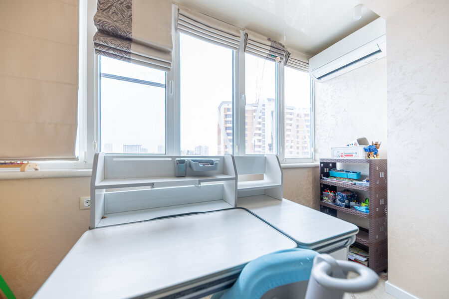 Продаж квартири Харків, Наукова, 80м²