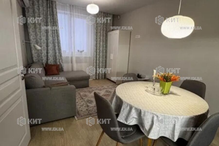 Продаж квартири Харків, ХТЗ, Рогань, 40м²