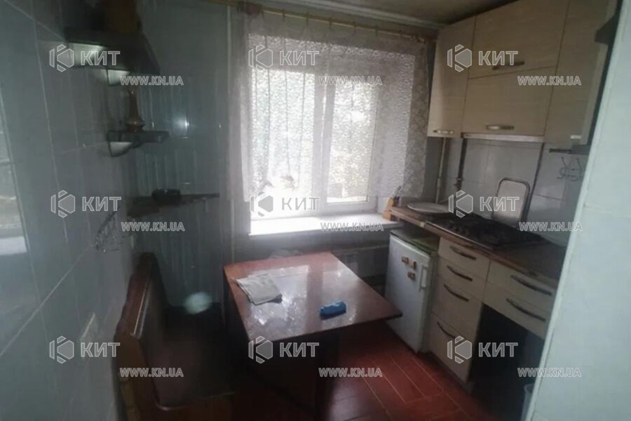 Продаж квартири Харків, ХТЗ, Рогань, 46м²