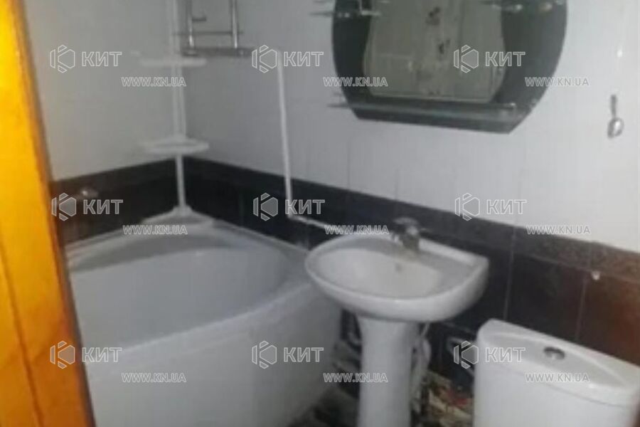 Продаж квартири Харків, ХТЗ, Рогань, 46м²