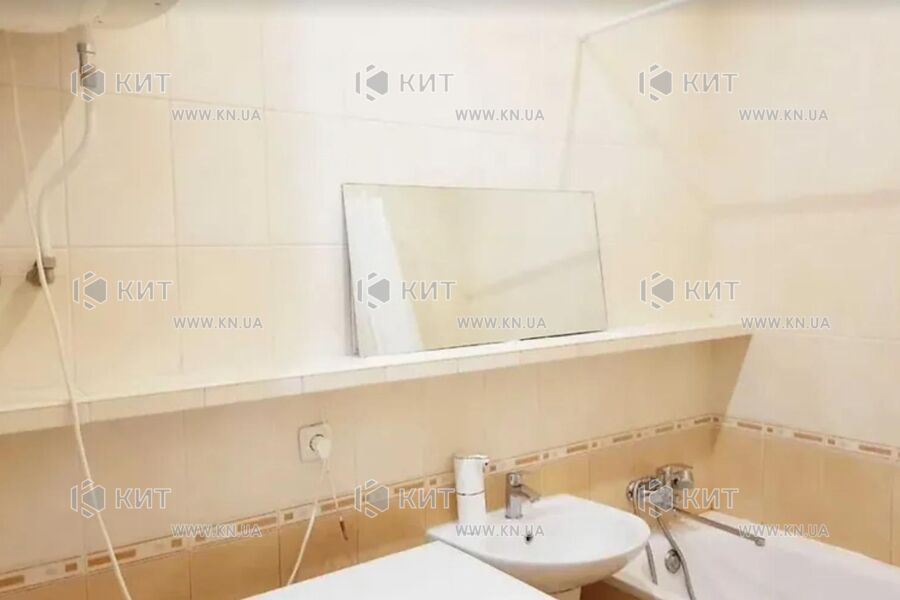 Продаж квартири Харків, ХТЗ, Рогань, 64м²