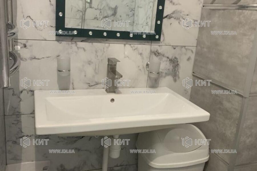 Продажа квартиры Харьков, Алексеевка, 47м²