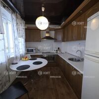 Продаж квартири Харків, ХТЗ, Рогань, 85м²