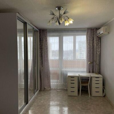 Продажа 	 Харьков,  Тракторостроителей пр.   85