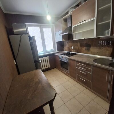 Продажа 	 Харків,  Валентинівьска (Блюхера) вул.   27А