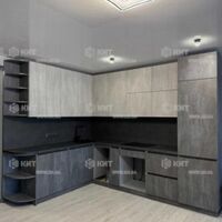 Продаж квартири Харків, ХТЗ, Рогань, 82м²