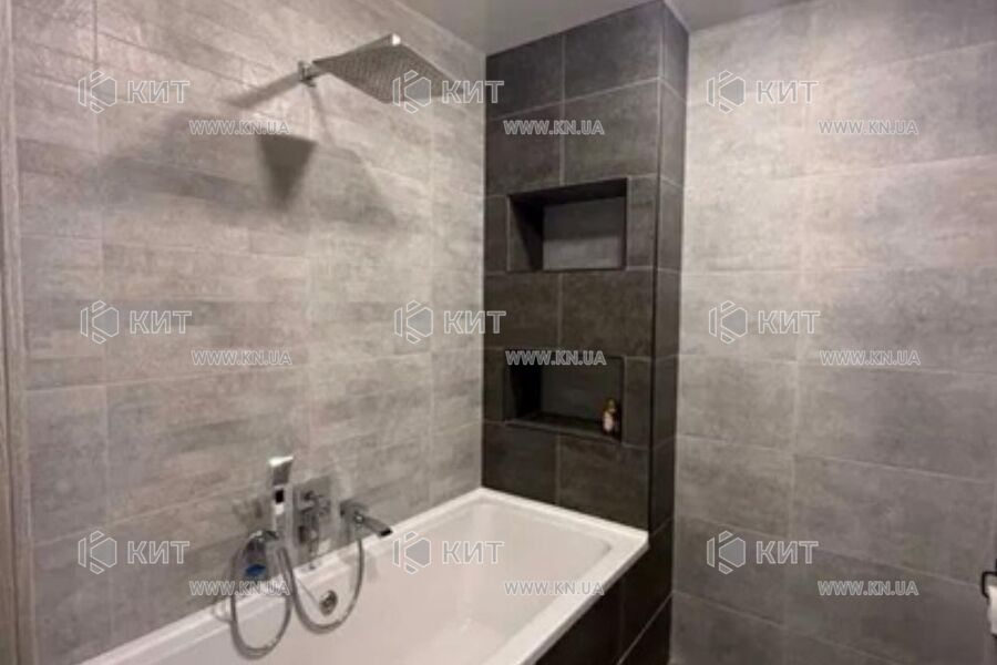 Продаж квартири Харків, ХТЗ, Рогань, 82м²