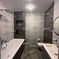 Продаж квартири Харків, ХТЗ, Рогань, 82м²