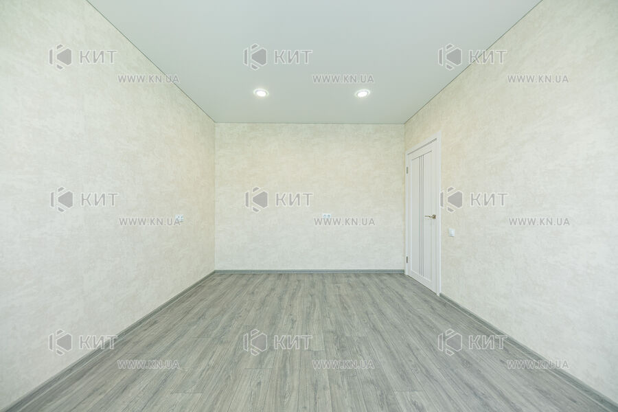 Продажа квартиры Харьков, ХТЗ, Рогань, 39м²