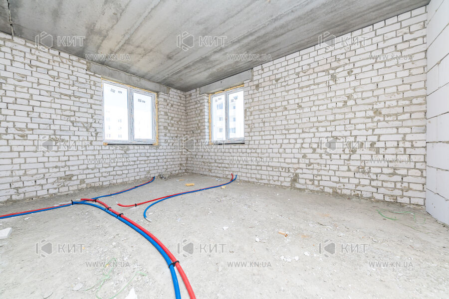 Продаж квартири Харків, ХТЗ, Рогань, 75.59м²