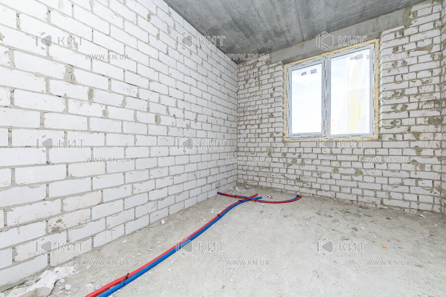 Продаж квартири Харків, ХТЗ, Рогань, 75.59м²