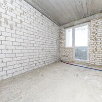 Продаж квартири Харків, ХТЗ, Рогань, 75.59м²