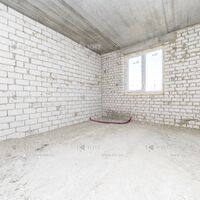 Продаж квартири Харків, ХТЗ, Рогань, 75.59м²