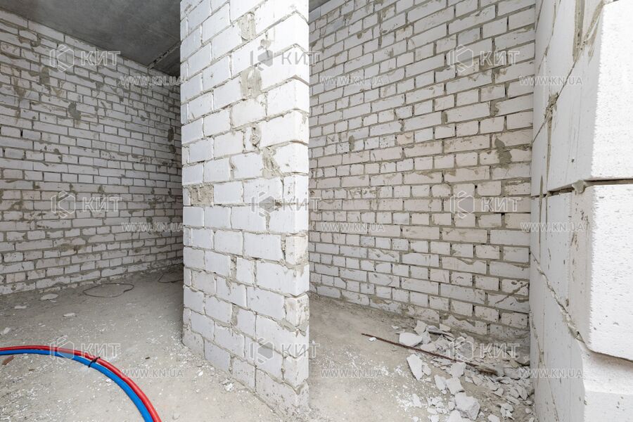 Продаж квартири Харків, ХТЗ, Рогань, 75.59м²