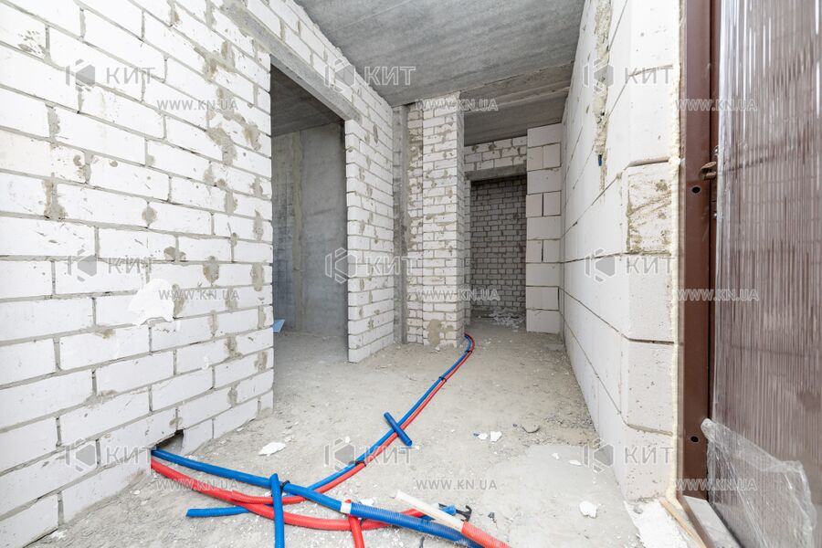 Продаж квартири Харків, ХТЗ, Рогань, 75.59м²