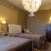 Продаж квартири Харків, Наукова, 133м²