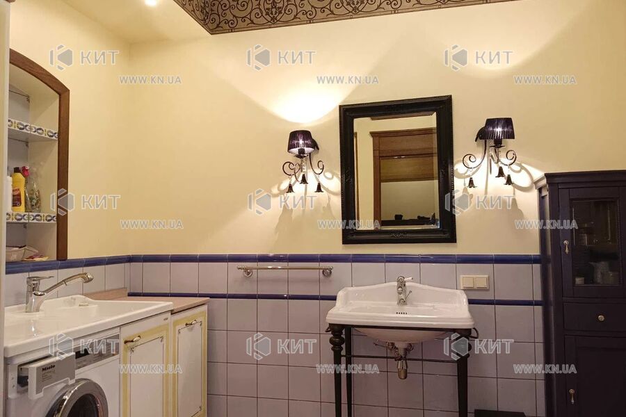 Продаж квартири Харків, Наукова, 133м²