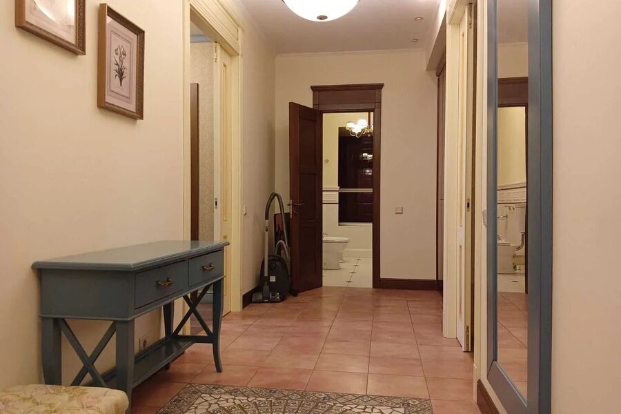 Продажа квартиры Харьков, Научная, 133м²