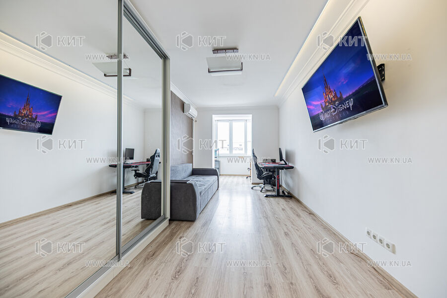 Продаж квартири Харків, Спорт.Гагар.Повст., 80м²