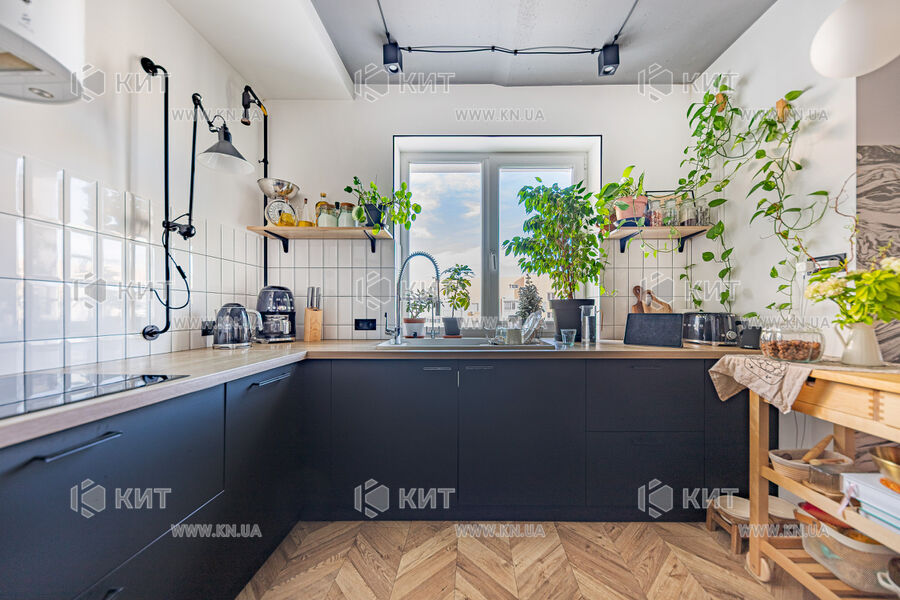 Продаж квартири Харків, Олексіївка, 68м²