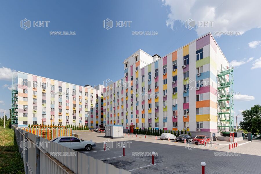Продаж квартири Харків, Салтівка(Бараб.,Україна), 20м²
