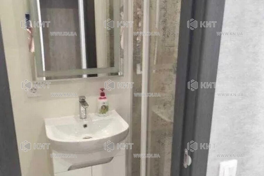 Продаж квартири Харків, Салтівка(Бараб.,Україна), 20м²