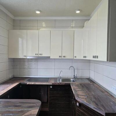 Продажа 	 Харків,  Ужвій Наталії вул.   108