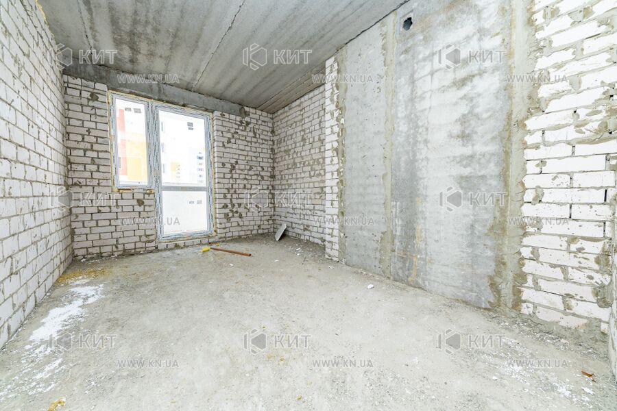 Продаж квартири Харків, ХТЗ, Рогань, 45.48м²