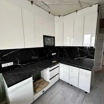 Продаж квартир - Харків,  Метробудівників вул.  15