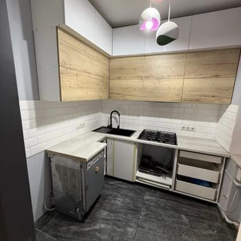 Продаж квартир - Харків,  Спортивна вул.  18