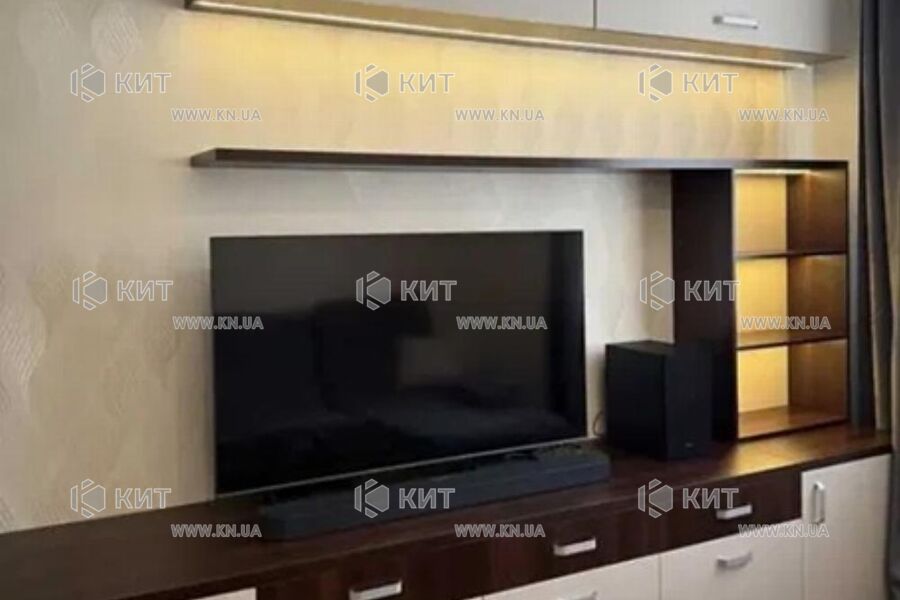 Продаж квартири Харків, ХТЗ, Рогань, 56м²