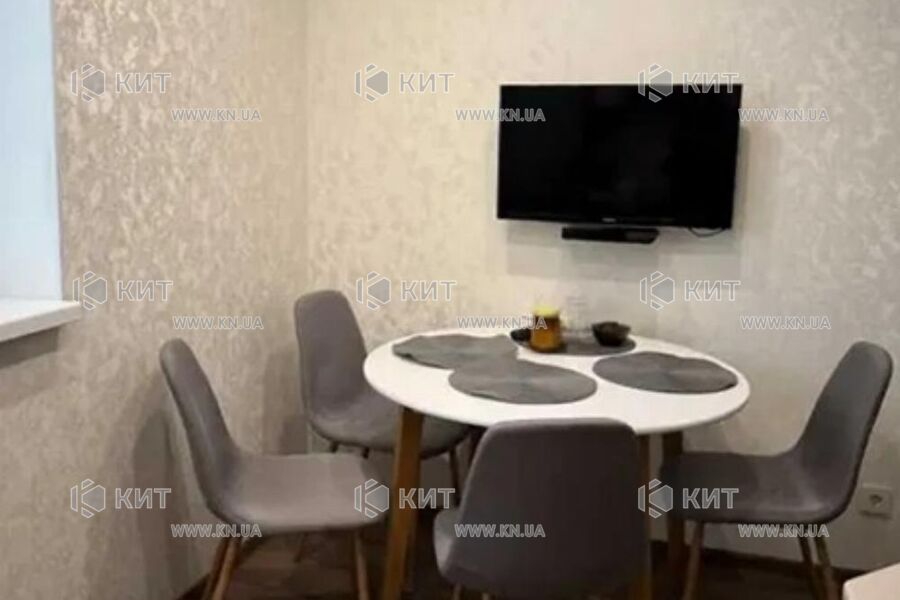 Продаж квартири Харків, ХТЗ, Рогань, 56м²