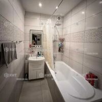 Продаж квартири Харків, ХТЗ, Рогань, 56м²