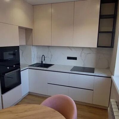 Продажа 	 Харків,  Аерокосмічний (Гагаріна) пр.   176/7