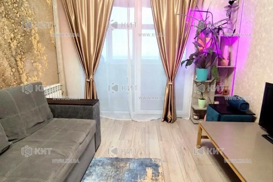 Продажа квартиры Харьков, ХТЗ, Рогань, 88.2м²